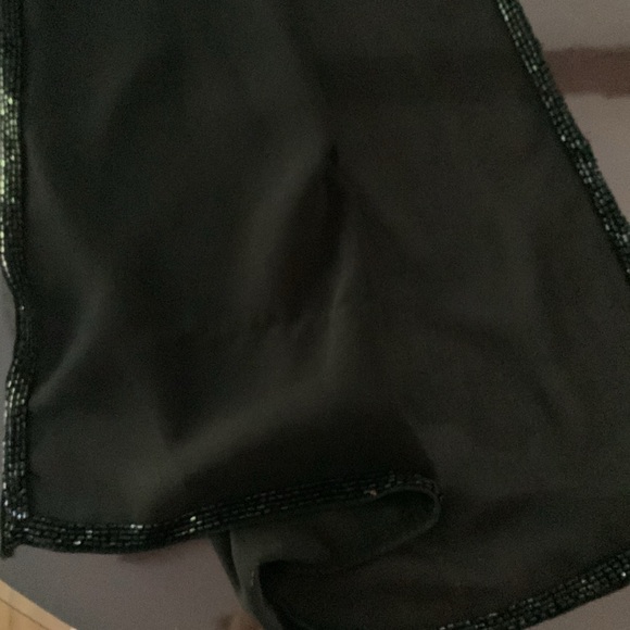 Black crepe wrap with black beading on edge ALL around - Picture 4 of 5